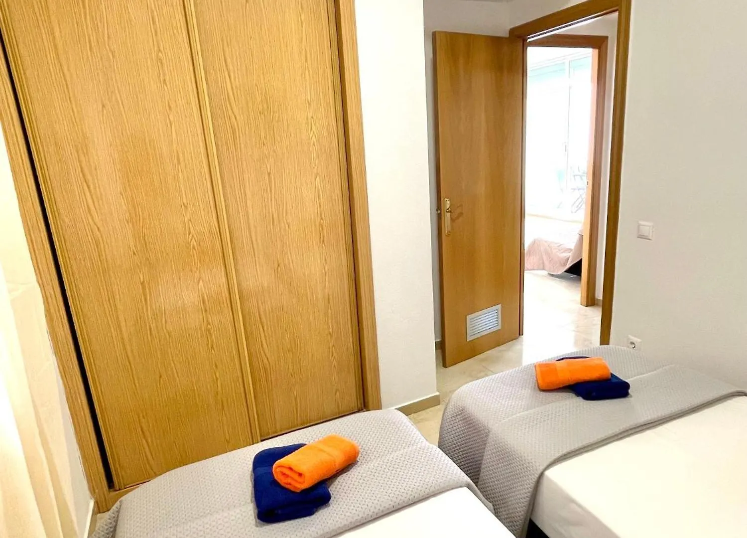 Apartbeach Golden I Muy Luminoso Junto Playa Y Climatizado Salou Apartamento